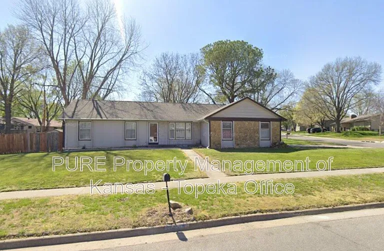 2605 SW Osborn Rd — Photo 1