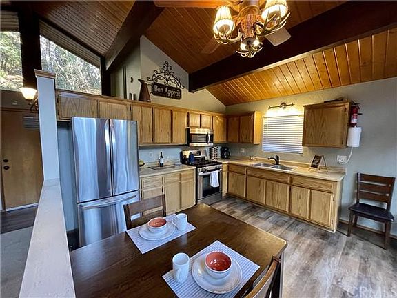 5th image of 828 Fern Dr