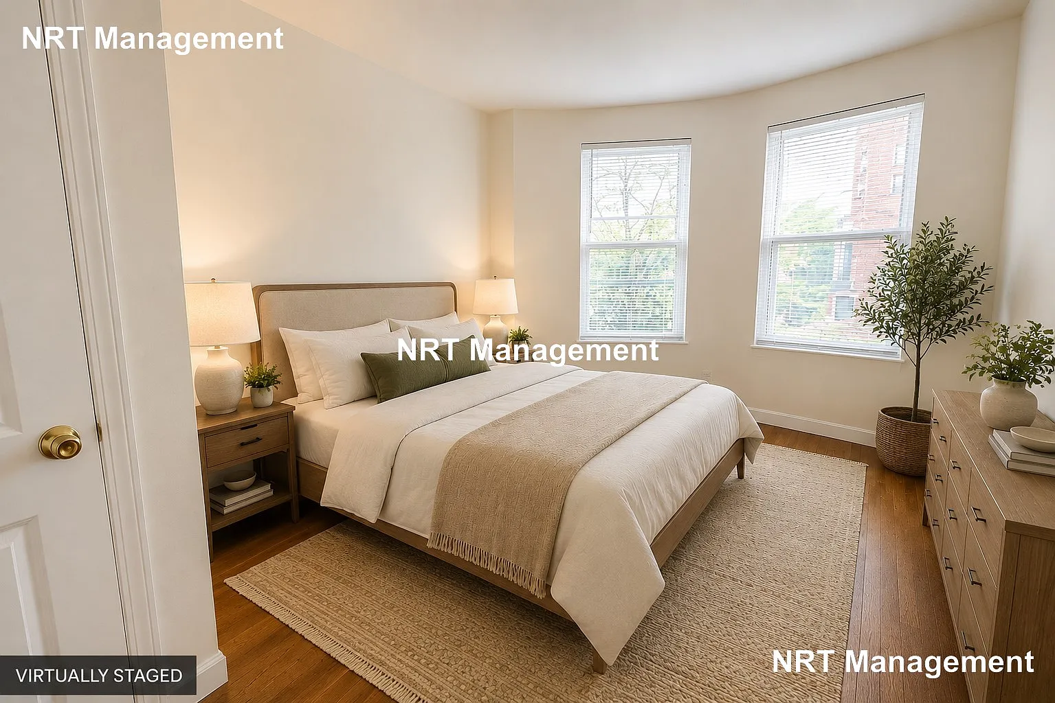840 Huntington Ave — Photo 3