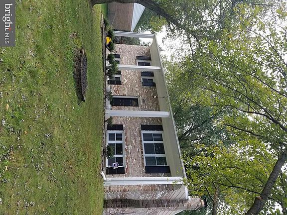 5th image of 7601 Locris Dr