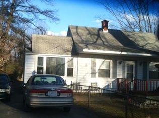 6931 Iron Bridge Rd, North Chesterfield, VA 23234