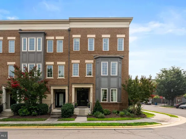 22792 Sagamore Sq, Ashburn, VA 20148