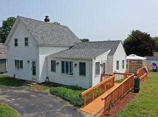 9 Walcott St, Oxford, MA 01540