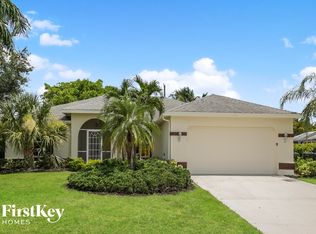 612 SE 17th Ter, Cape Coral, FL 33990