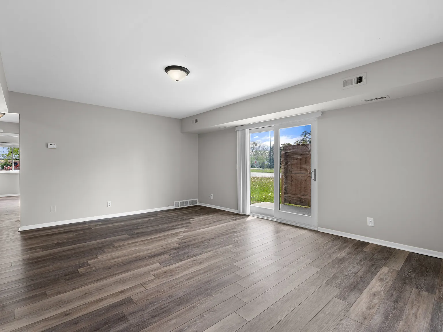 5975 Burroughs Ave — Photo 2