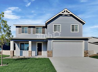 1304 N Barkvine Ave, Star, ID 83669