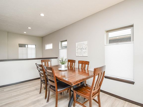 3rd image of 9702 W Broek Dr