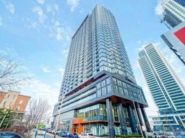 19 Western Battery Rd, Toronto, ON
