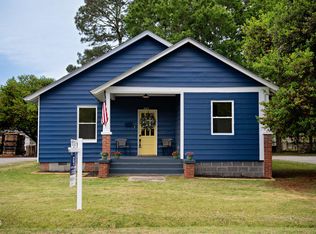 407 W D St, Erwin, NC 28339
