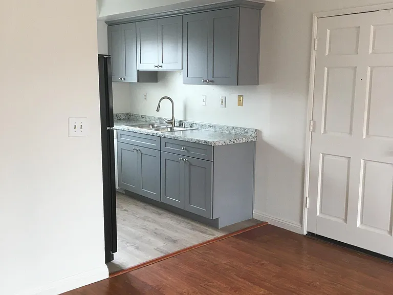 596 Victoria St #A201 — Photo 20