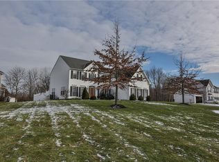 52 Chadwick Mnr, Fairport, NY 14450