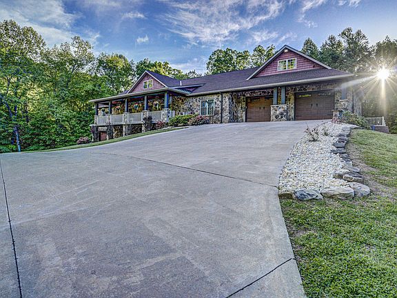107th image of 167 Tailwater Rd