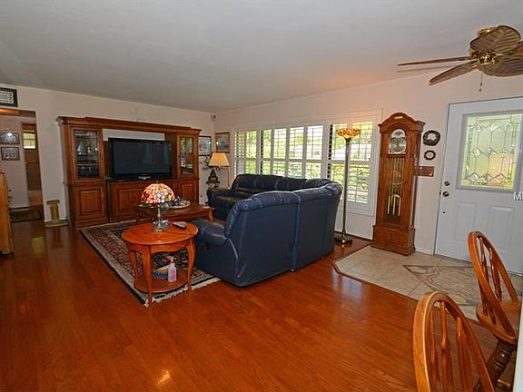 3rd image of 6058 8th Ave N
