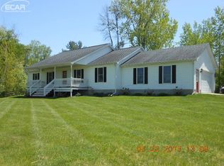 6237 Pine Ave, Vassar, MI 48768