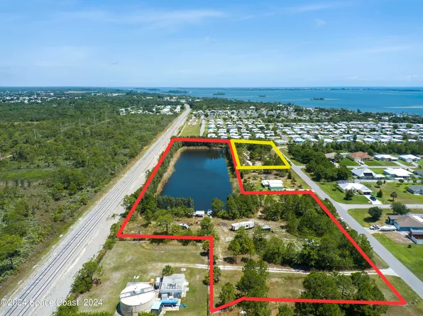 8770 7th Ave, Sebastian, FL 32976