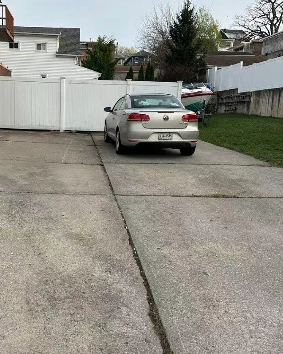 Six College Point Blvd, College Point — Photo 3