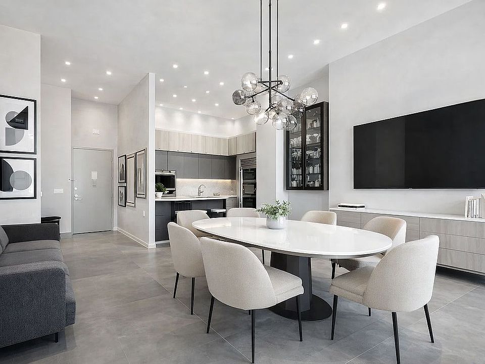 1st image of 252 7th Ave APT 3W