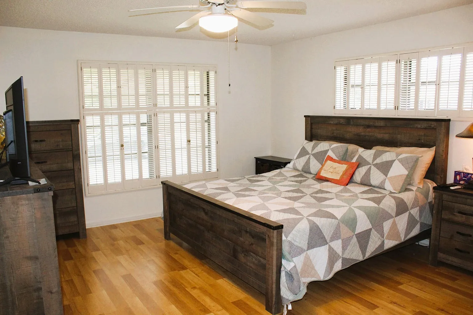 2 bed, 1404 sqft, $3,000 — Photo 4