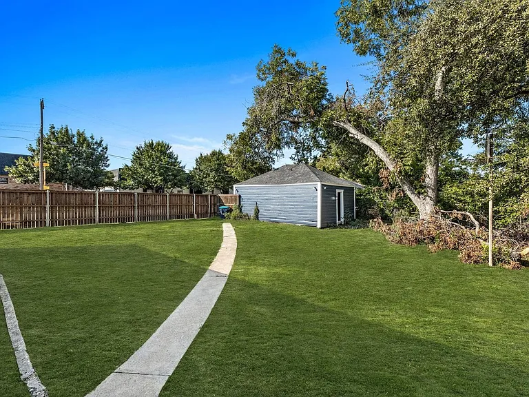 3624 Winston Rd — Photo 19
