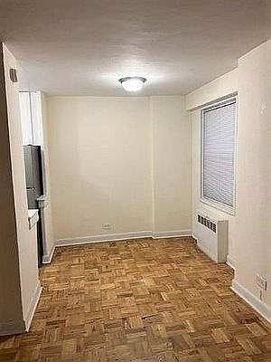 3rd image of 12360 83rd Ave APT 2L