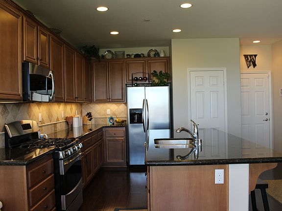 5th image of 29122 Edgewood Dr