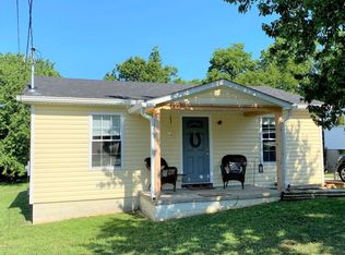 463 Main St, Pleasureville, KY 40057