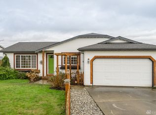 6190 Pacific Heights Dr, Ferndale, WA 98248