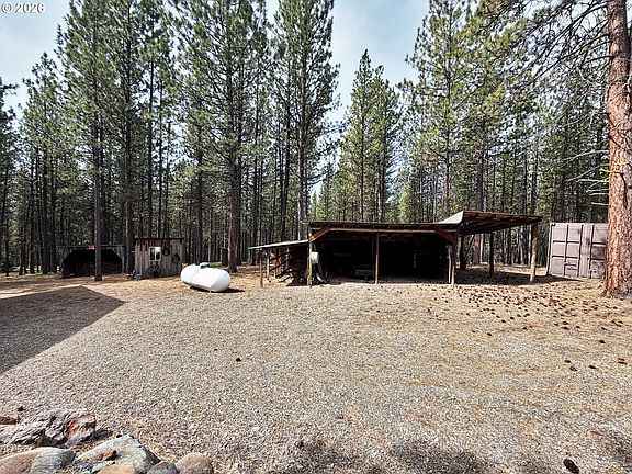 4th image of 40327 Bear Gulch Rd