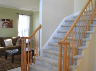 17598 Deweys Run Ln, Dumfries, VA 22026