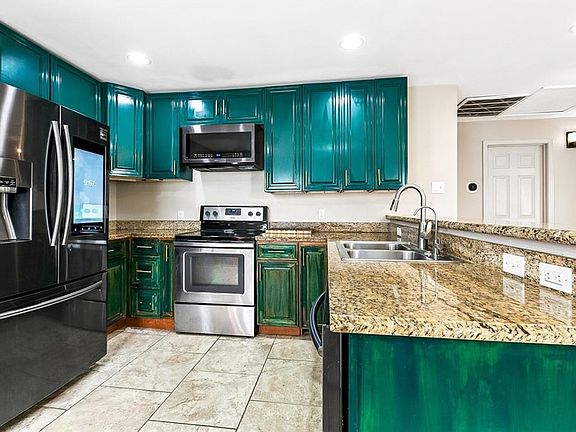 4th image of 7630 Burke Ave