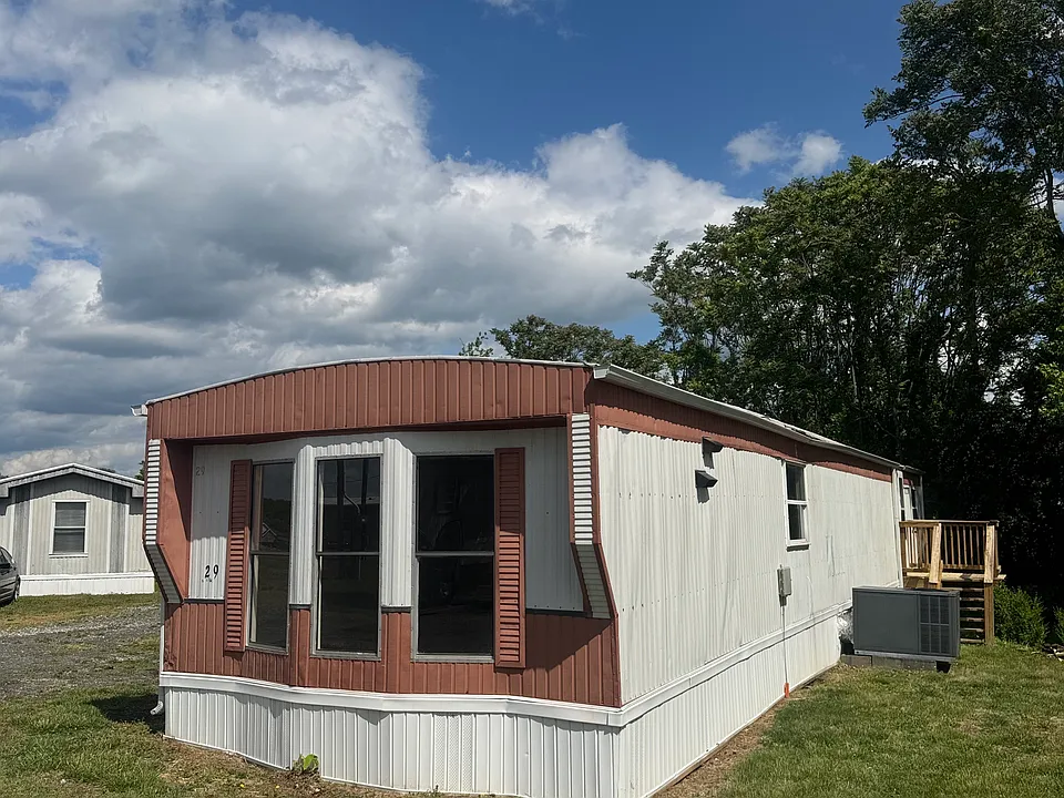 29 Lou Ln #29