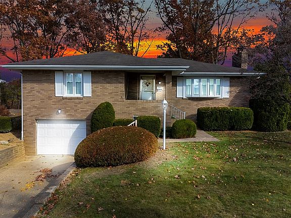 2nd image of 284 Hillcrest Dr