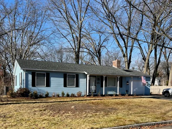 138 Jeffrey Rd, Springfield, MA 01119