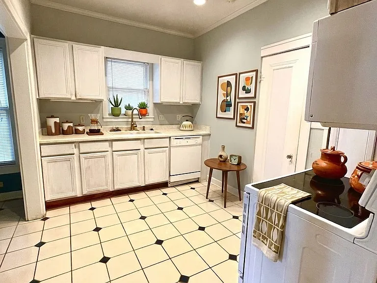 307 Furr Dr #1 — Photo 3