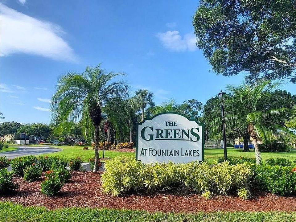 Entrance to The Greens Subdivision of Fountain Lakes