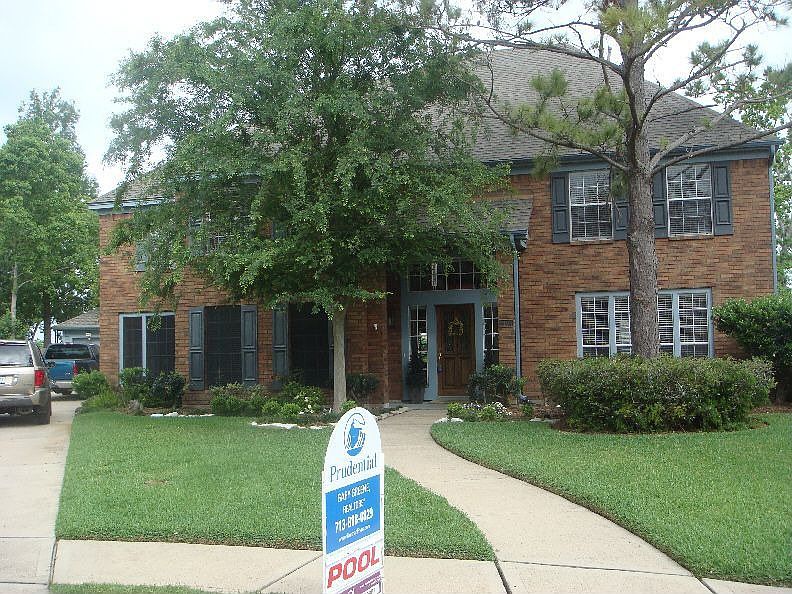 1st image of 2104 Brook Haven Dr