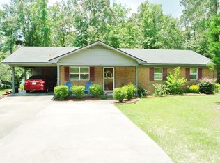 647 E Church St, Mount Vernon, GA 30445