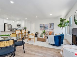 16 Quarterdeck St Unit 201, Marina Del Rey, CA 90292