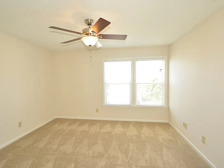 12162 Maize Dr — Photo 14