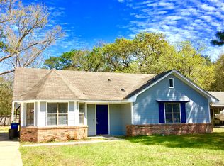7008 Red Bud Ln, Ocean Springs, MS 39564
