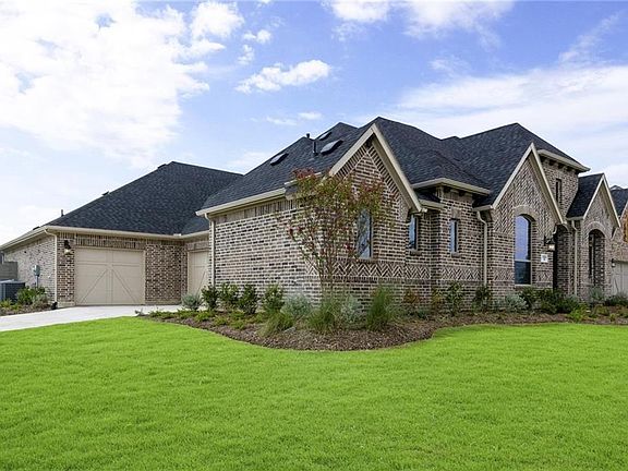 3rd image of 1301 Treeline Dr