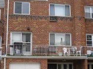 7131 58th Rd, Maspeth, NY 11378