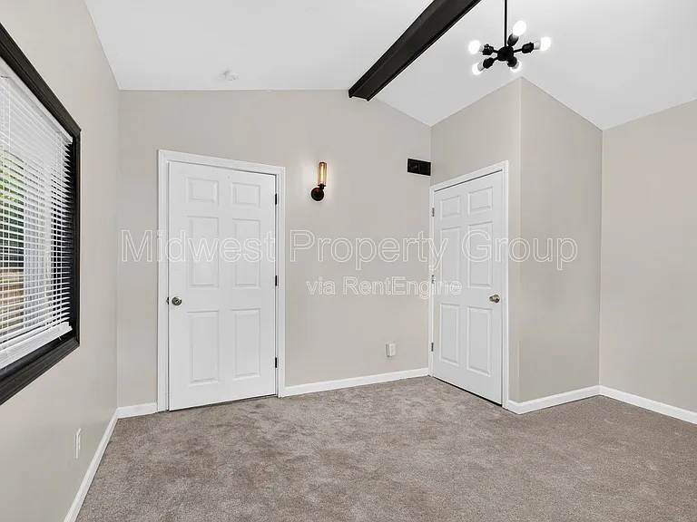 3610 Manhattan Ave — Photo 13
