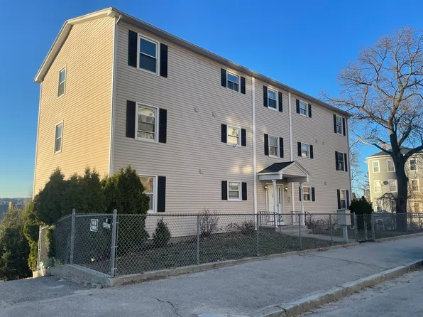 170 Perry Ave #3B, Worcester, MA 01610