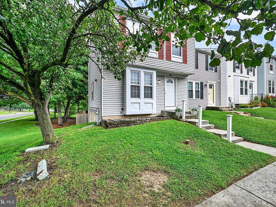 1st image of 1300 E Spring Meadow Ct