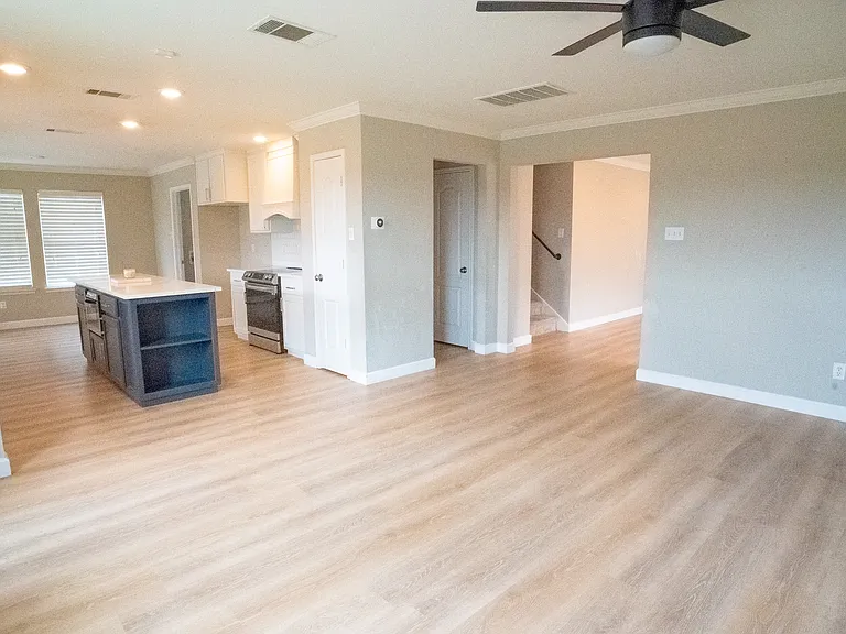 809 Mockingbird Dr — Photo 4
