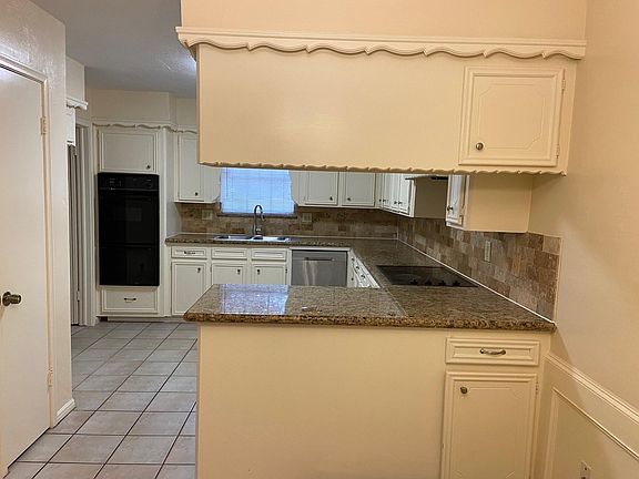 5th image of 3418 Candlewisp Dr
