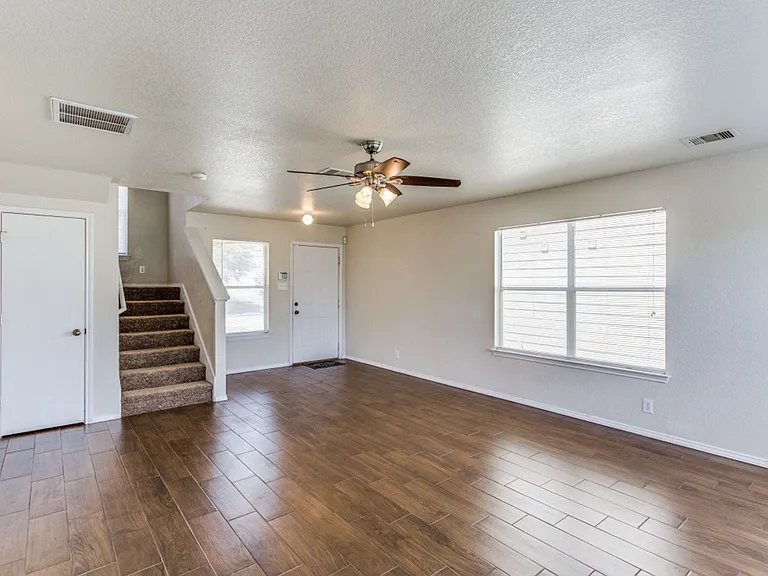 6051 Kensinger Pass — Photo 2