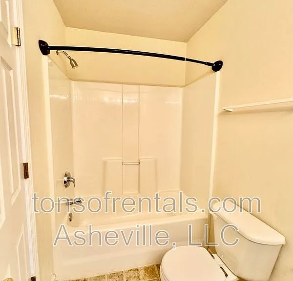 85 Farington Cir — Photo 14