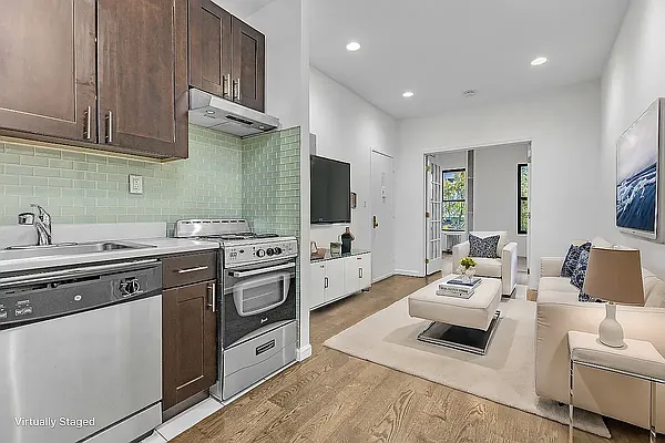 Rented by REAL New York | media 3